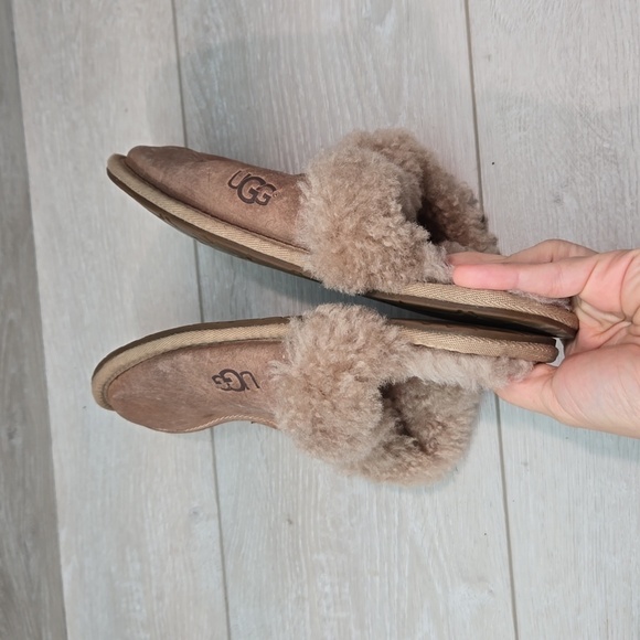 Ugg Australia Women Leather Sheepskin Slippers Flats shoes sz 9 - Picture 10 of 11